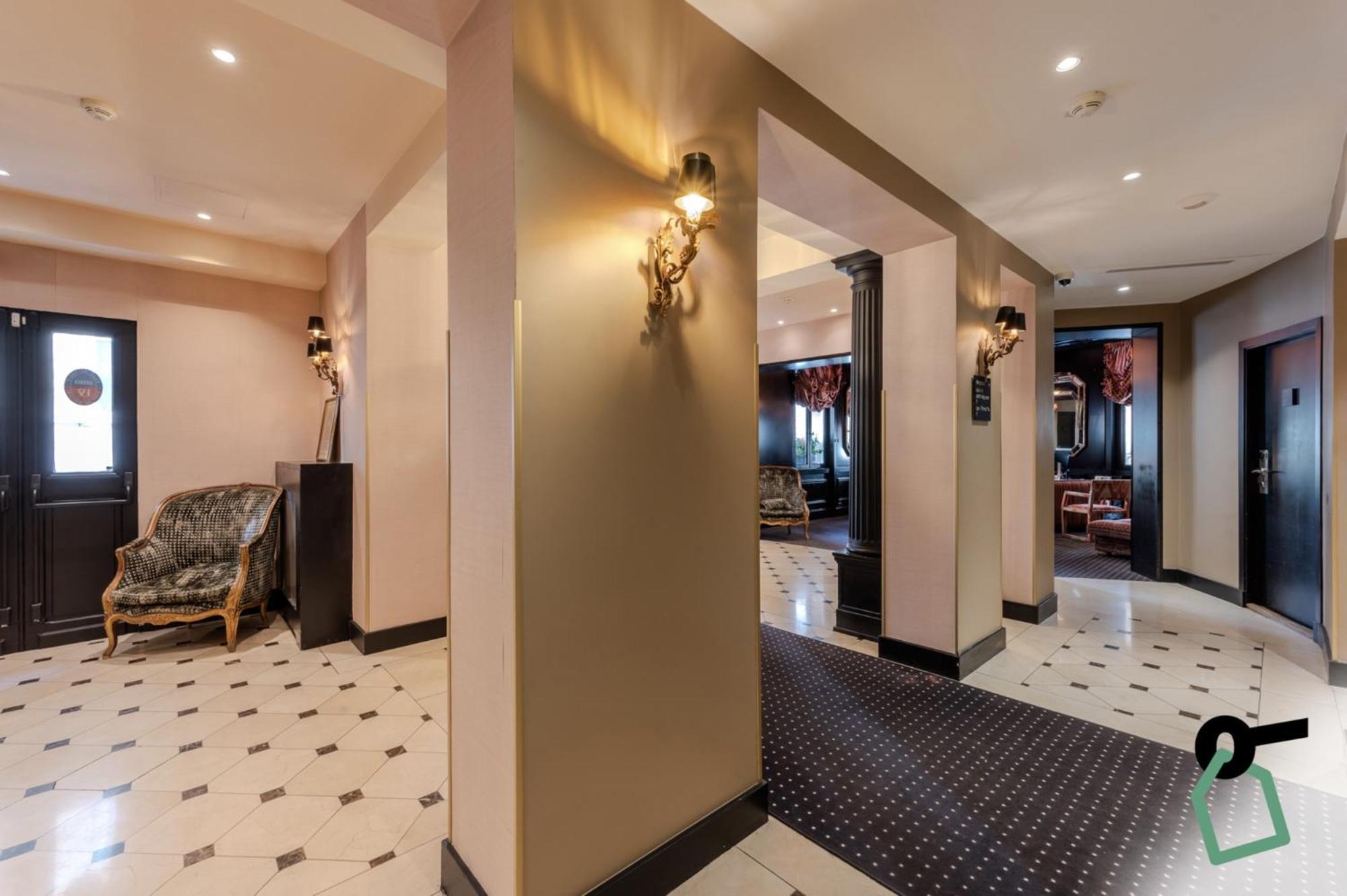 Hotiday Room Collection - Paris Arc De Triomphe Exterior photo